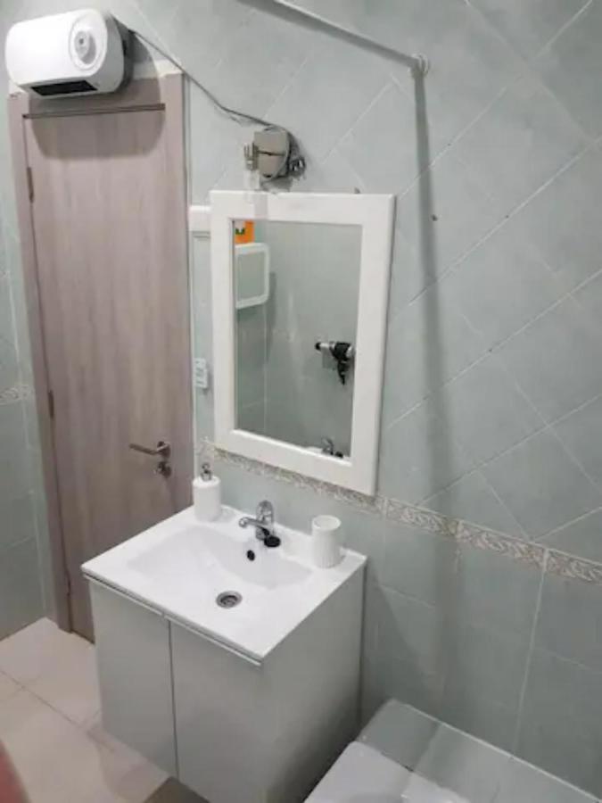 Al - Comfortable House Faro Bagian luar foto