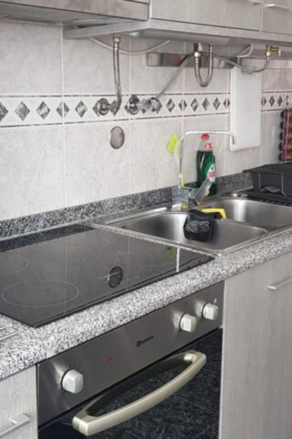 Al - Comfortable House Faro Bagian luar foto